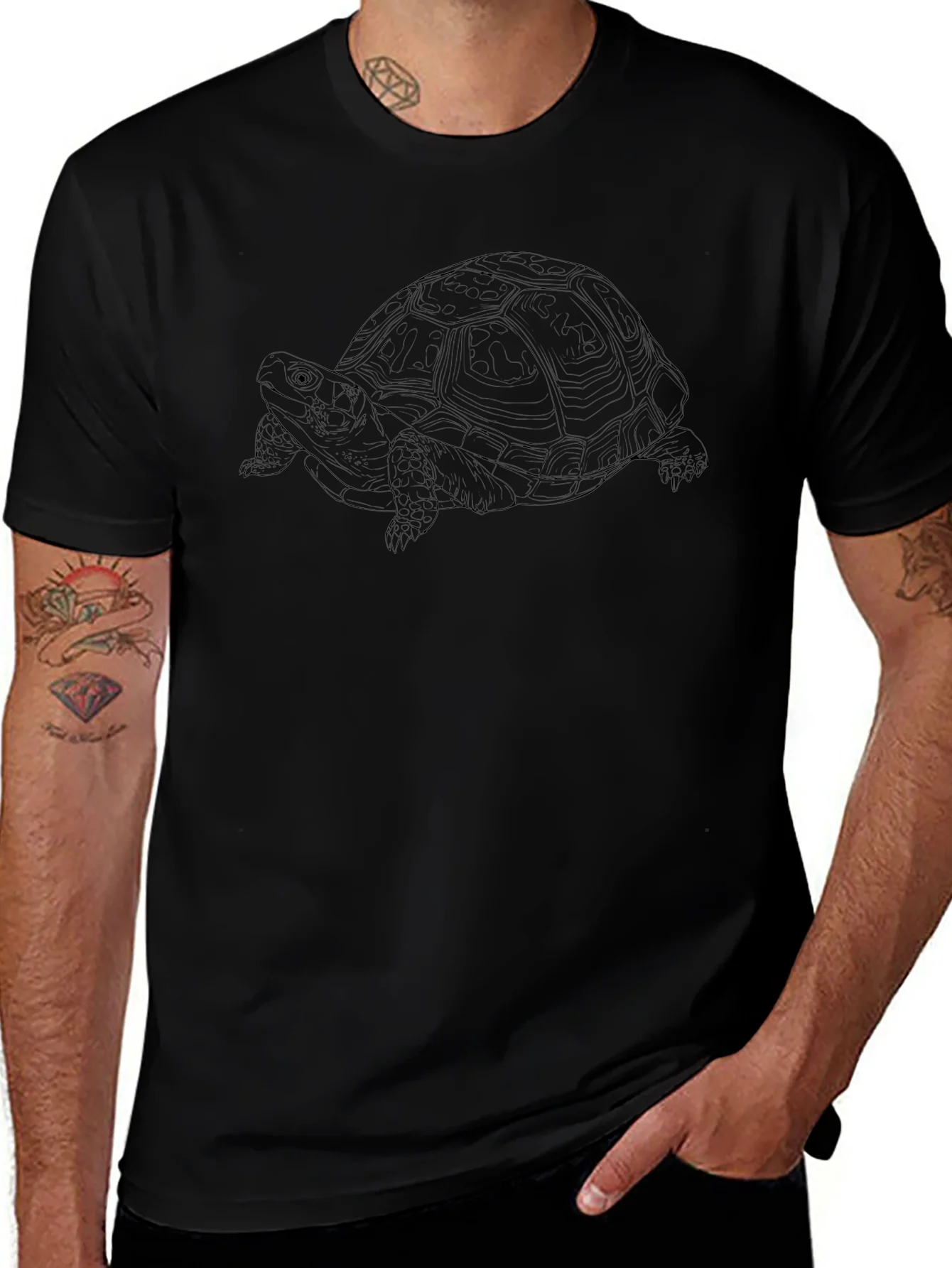 Turtle Outline Graphic T-Shirt